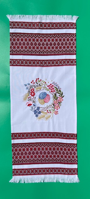 Machine Embroidered Easter Basket Cover