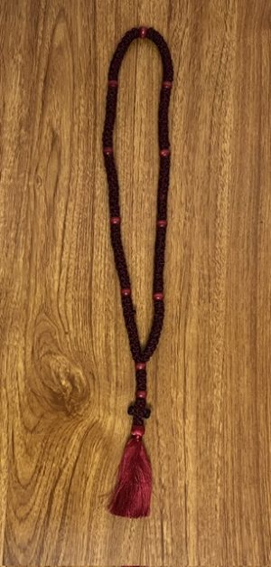 Chotky . 100 Knots Burgundy Color.