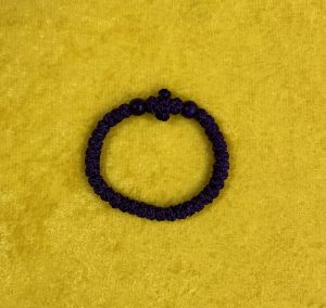 Chotky. 33 Knots. Purple Color.