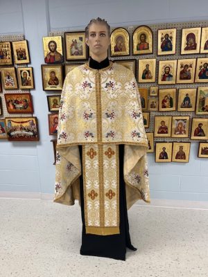 Multicolor/Gold Metallic Priestly Vestments Set
