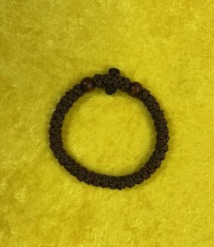 Chotky 33 Knots. Brown Color.