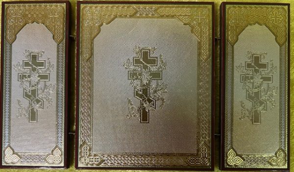 Zhyrovyts'ka Mother of God Icon Triptych - Image 2